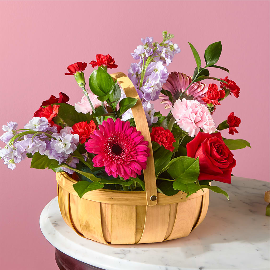 Pink Picnic Basket – My Flower Market, Santa Ana CA