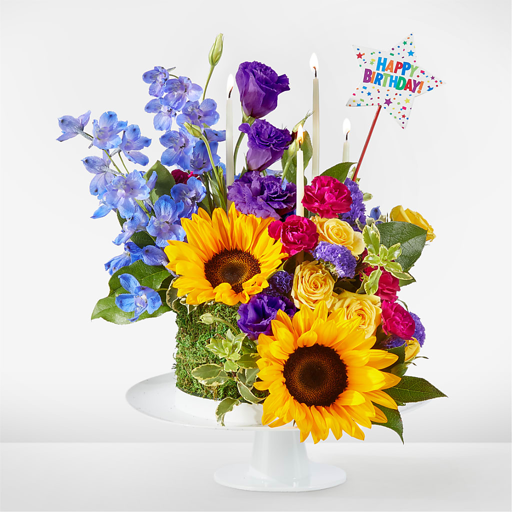 Star of the Day Floral Cake – My Flower Market, Santa Ana CA