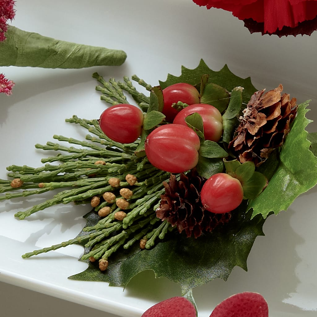 Red Berry Boutonniere – My Flower Market, Santa Ana CA